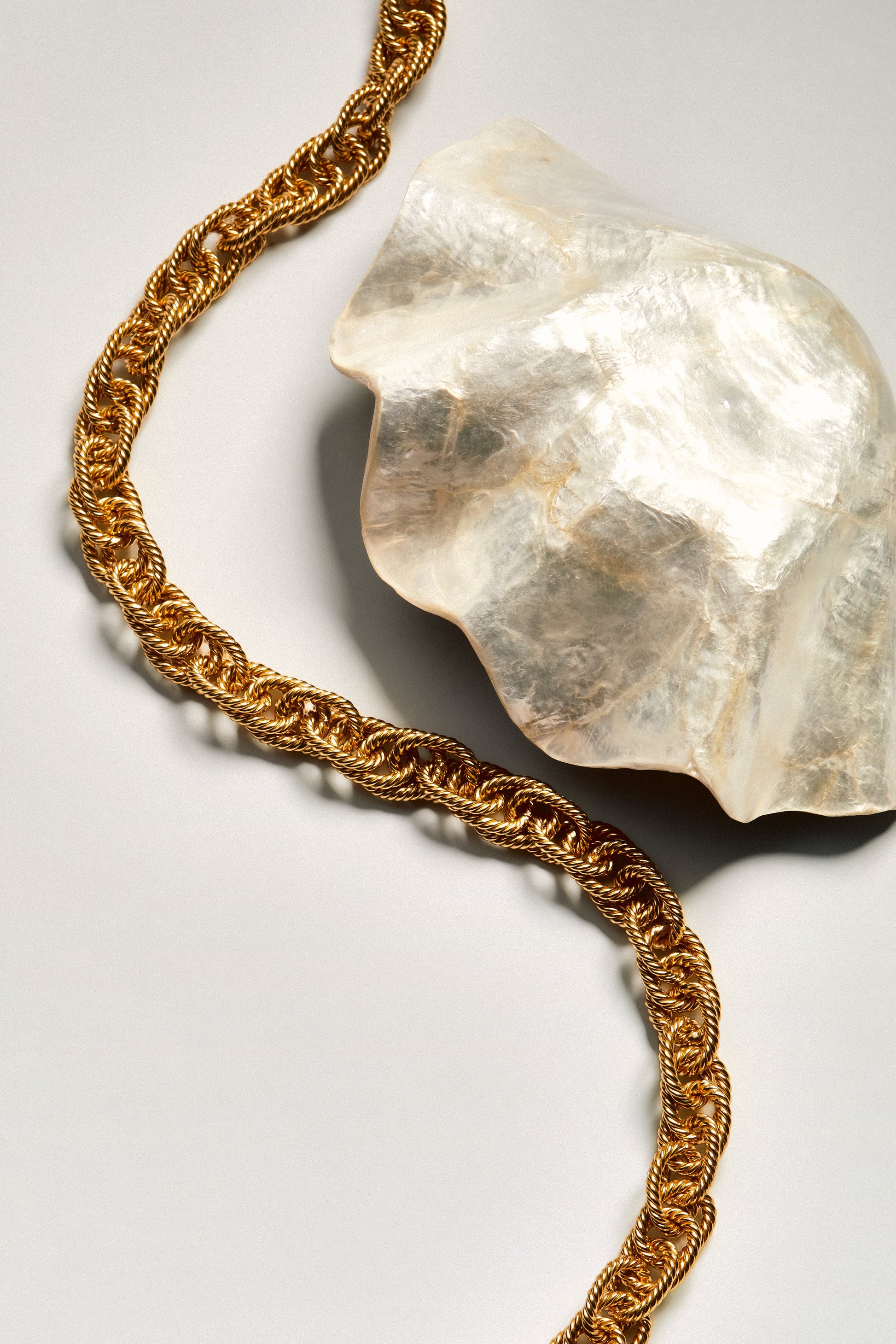 MARJORIE NECKLACE