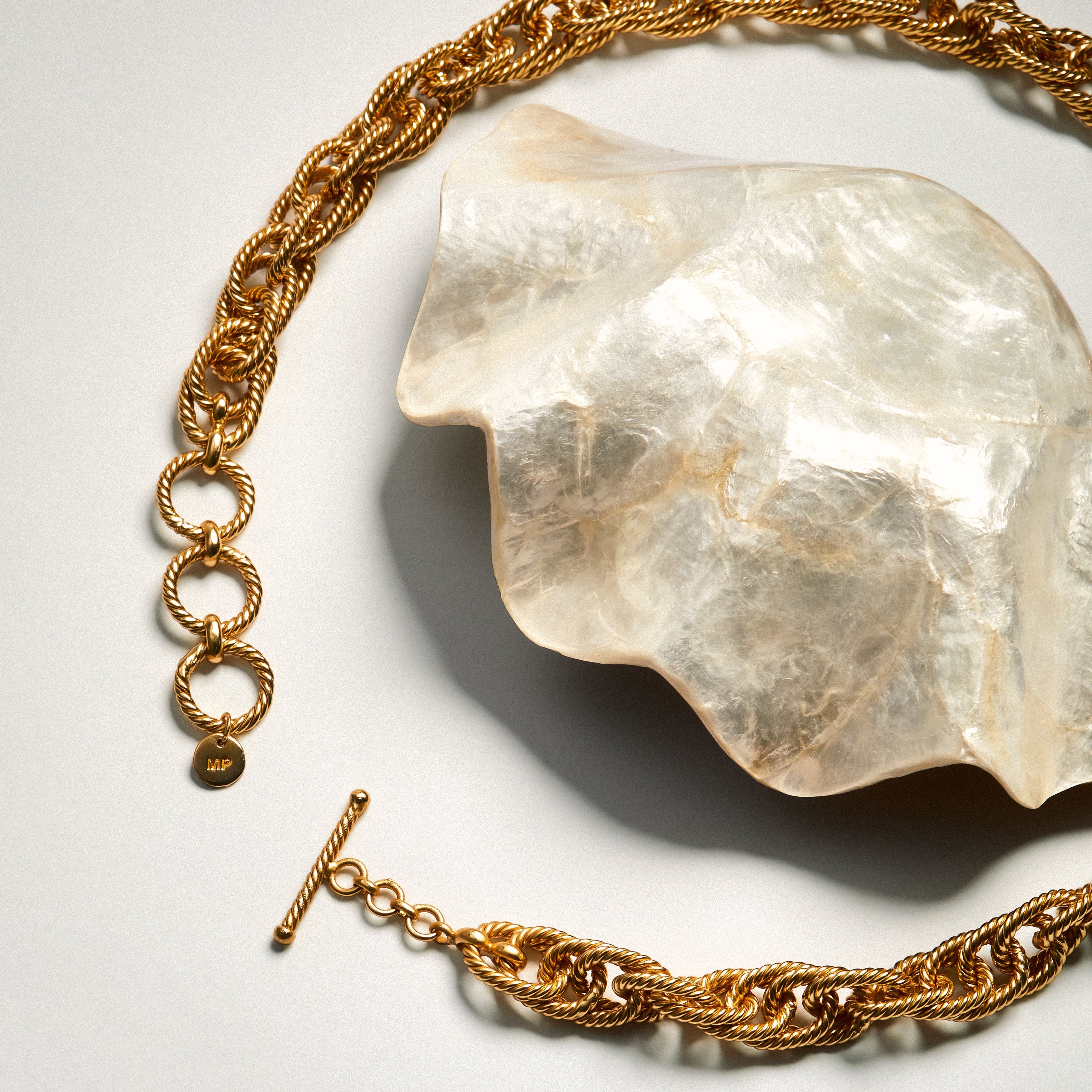 MARJORIE NECKLACE