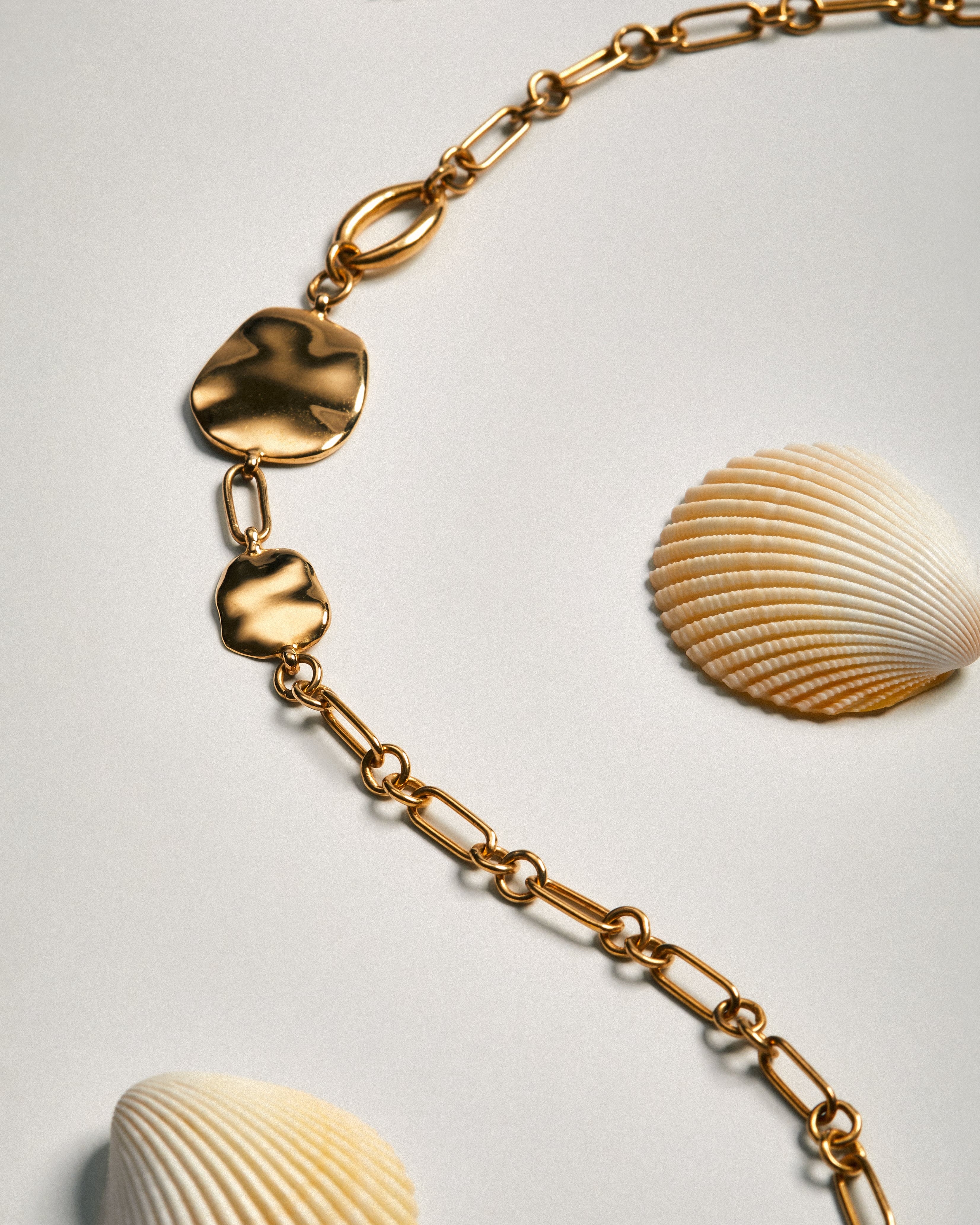 MELORA NECKLACE