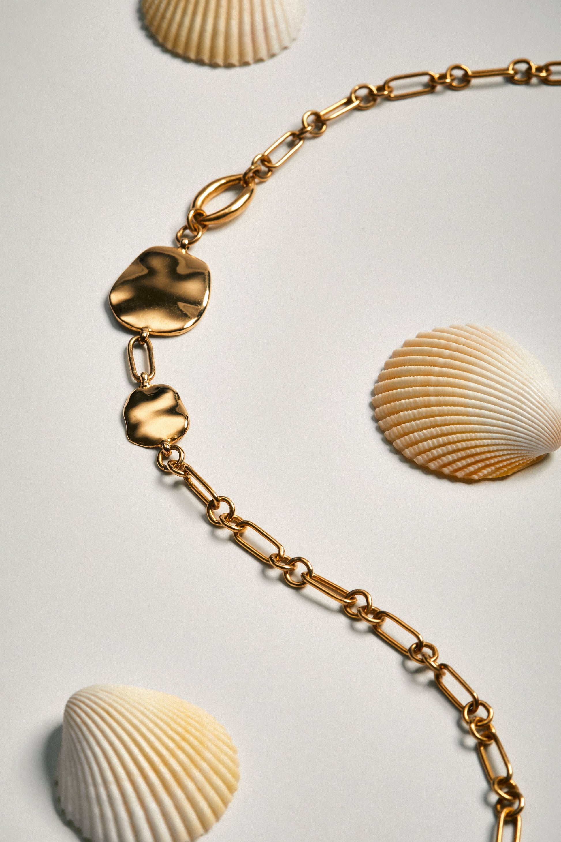 MELORA NECKLACE