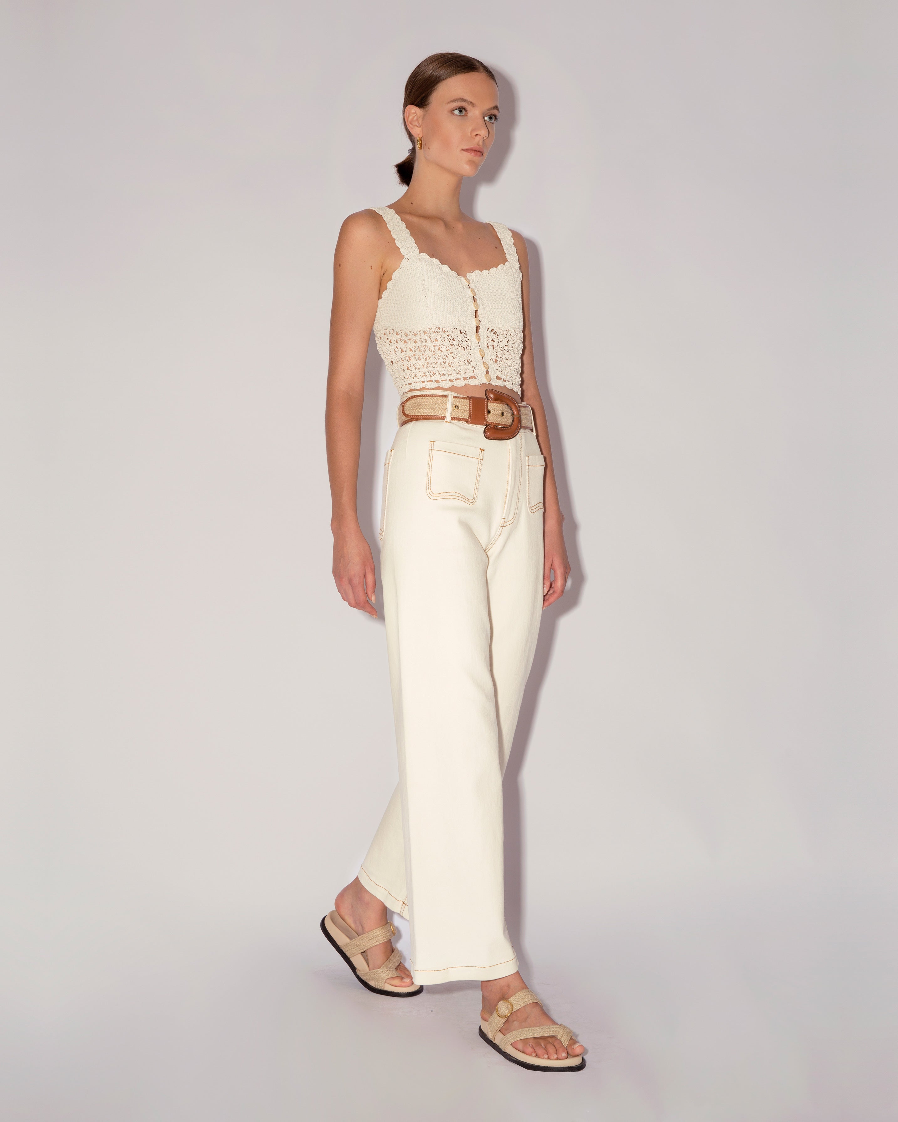 ANNISA TOP