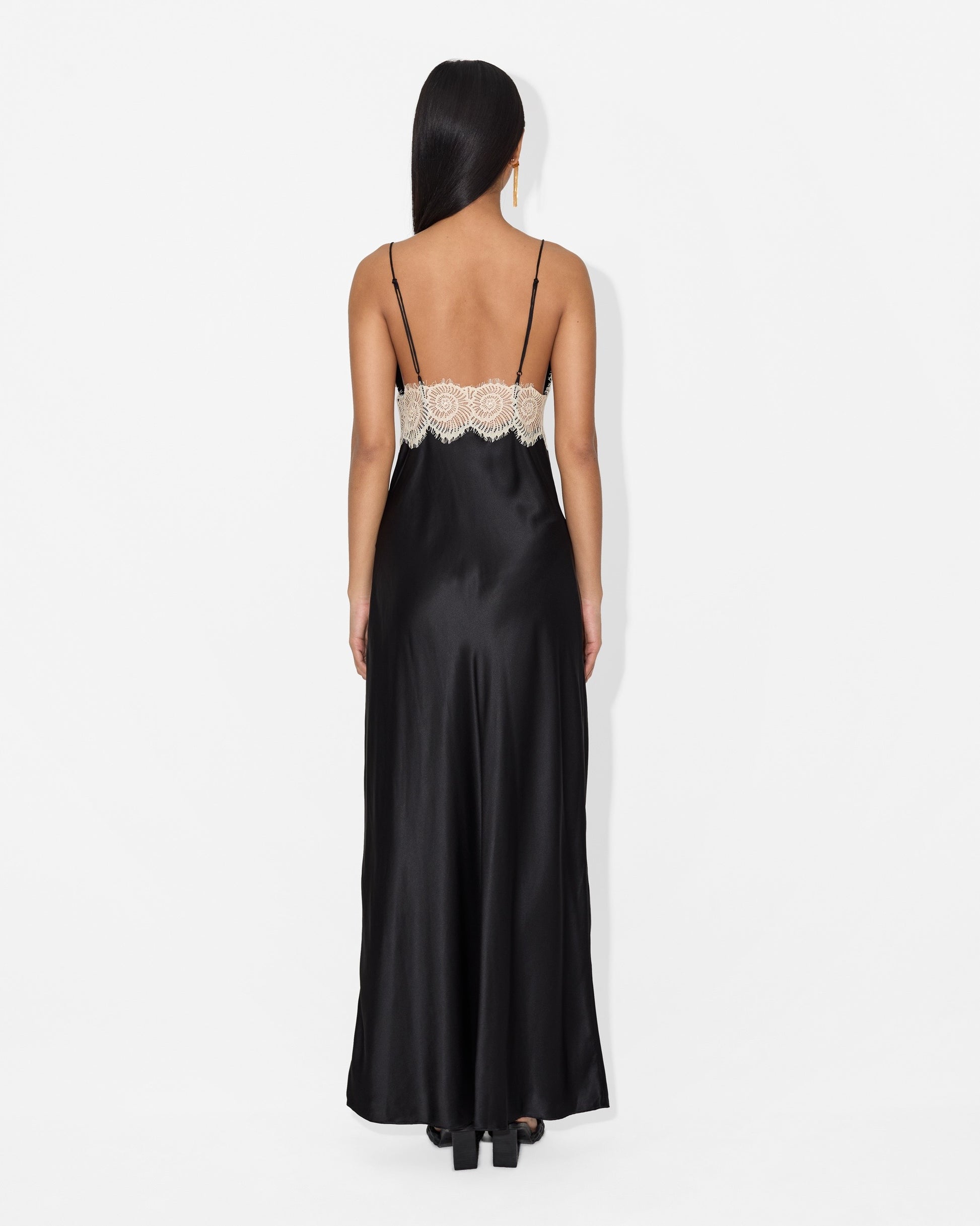 CARMEN DRESS