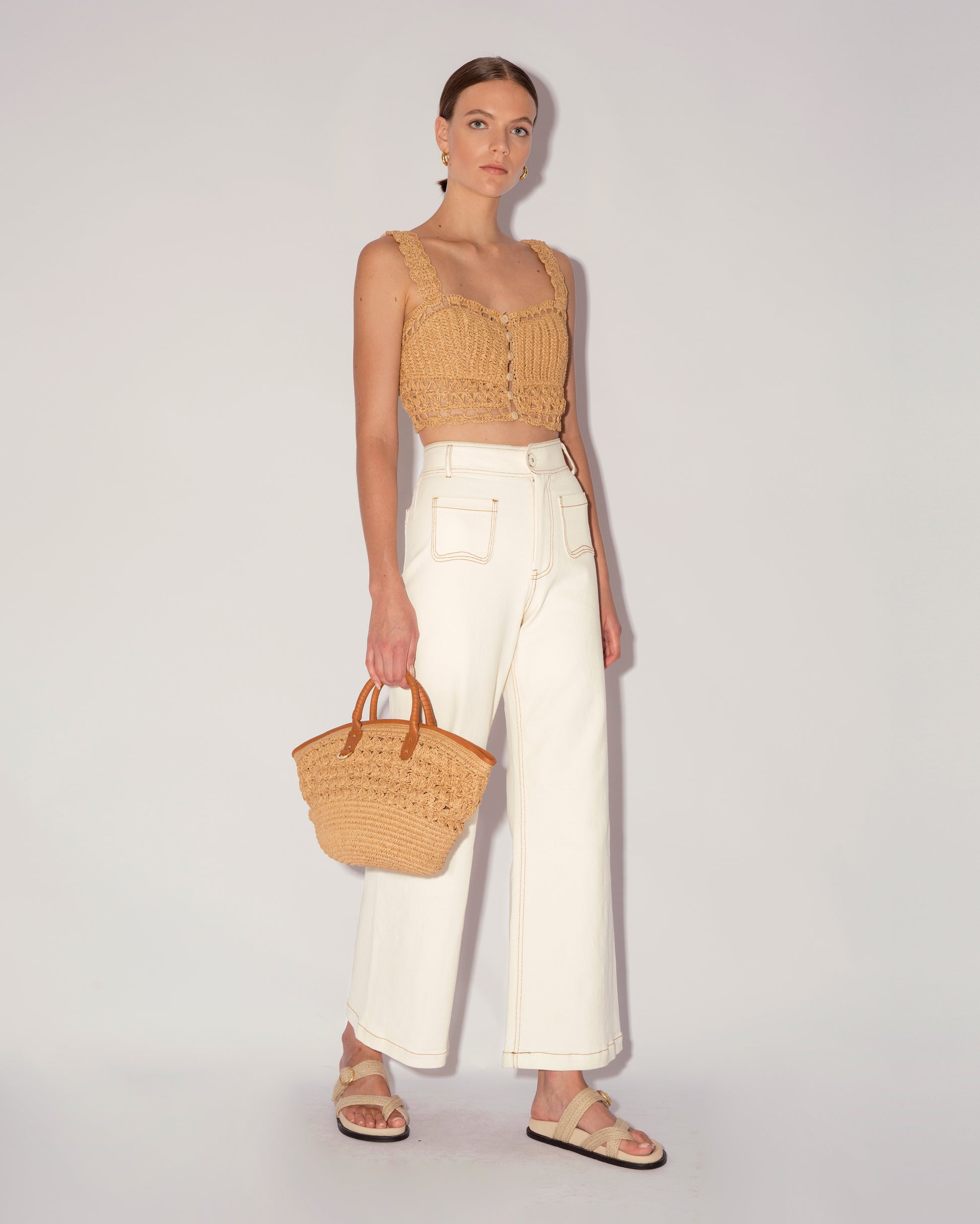 DEVI TOP
