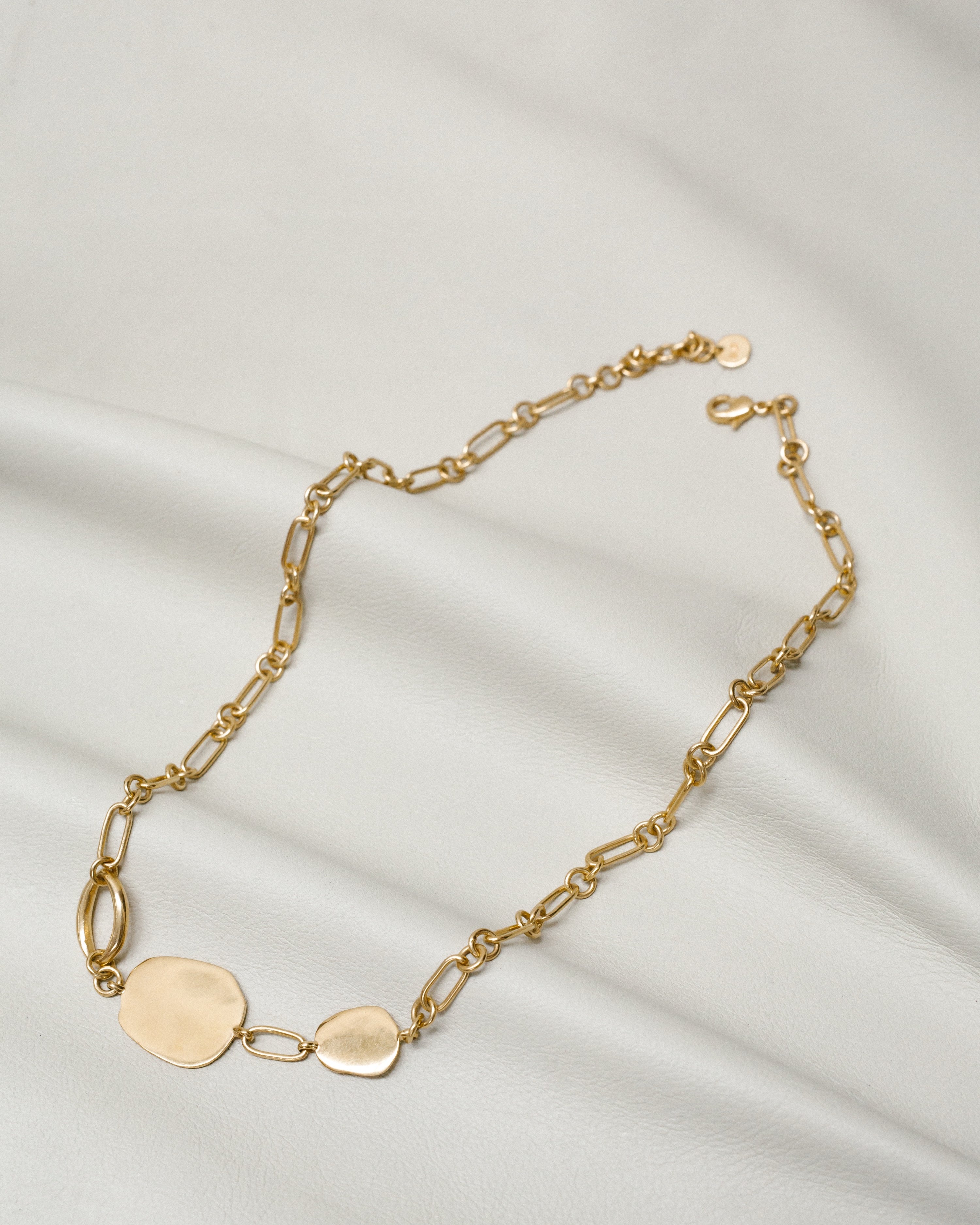 MELORA NECKLACE