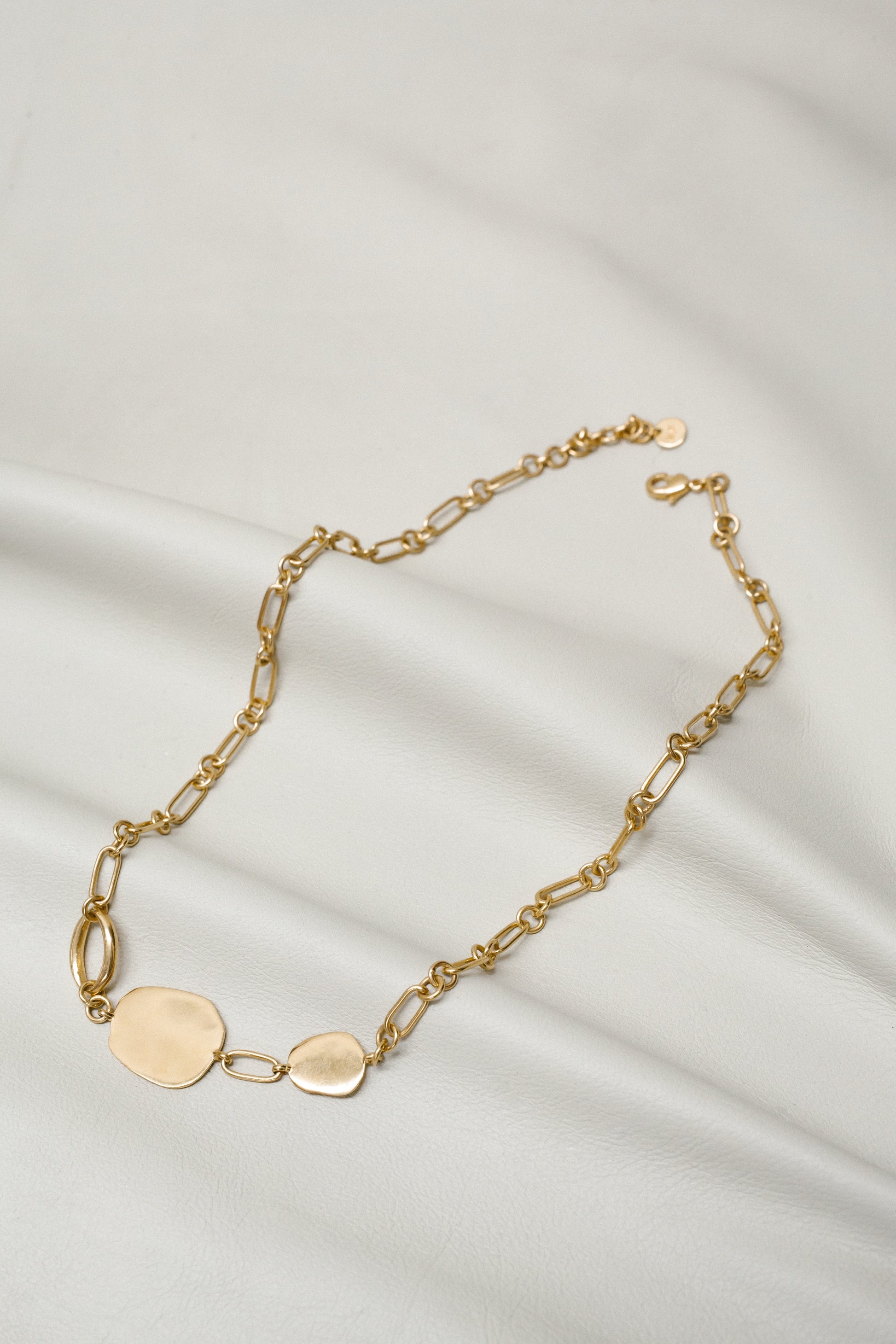 MELORA NECKLACE