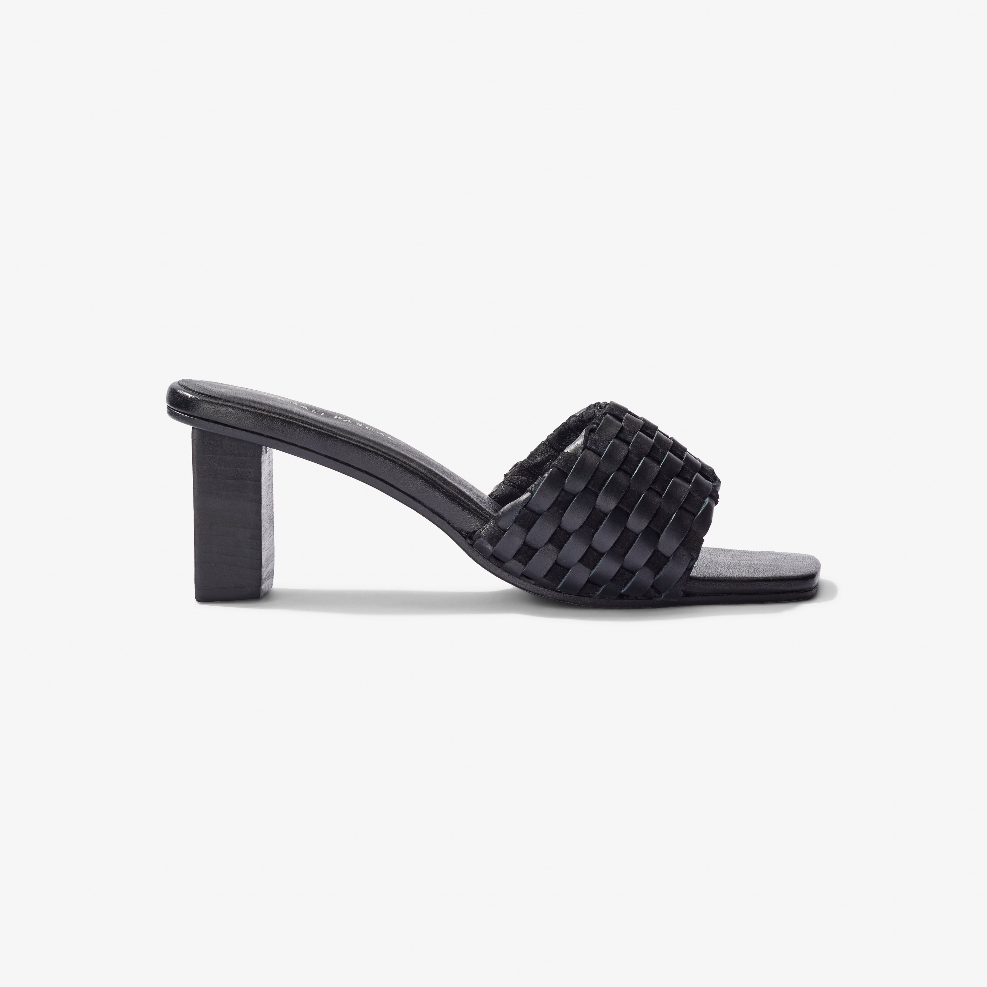 VICTORIA HEELS