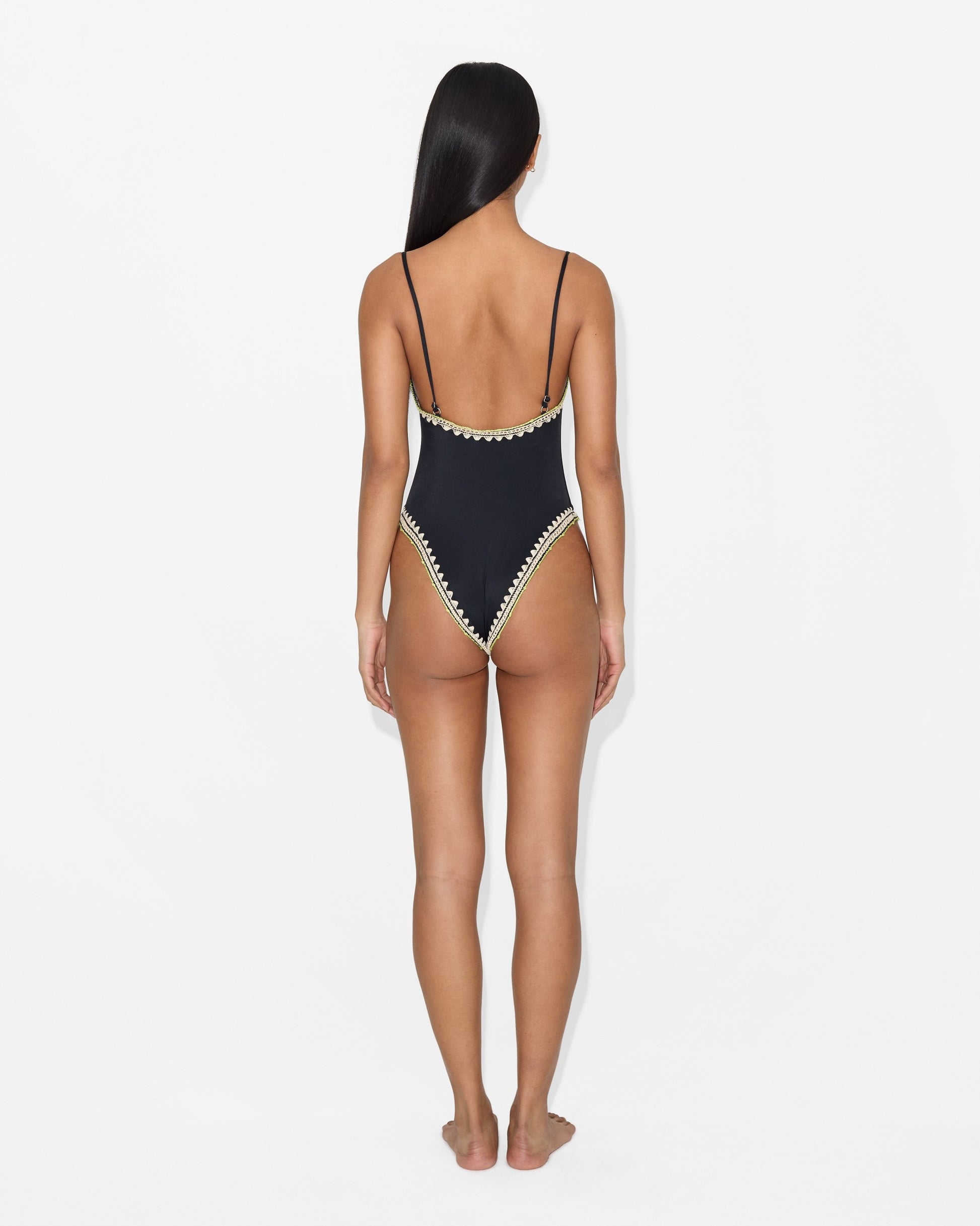 PRAIA ONE PIECE